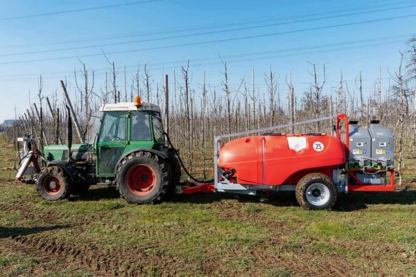 Désherbage des vignes ou des vergers