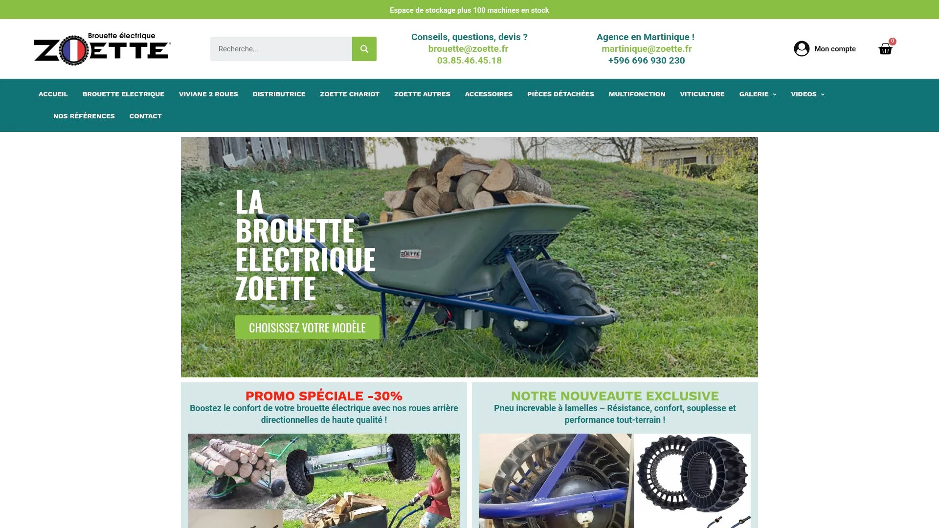 Brouette électrique Zoette avec roues arrière directionnelles sur un terrain herbeux.